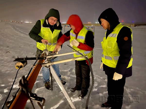 20191128故障号角响 风雪抢修忙1.jpg 20191128故障号角响 风雪抢修忙1.jpg