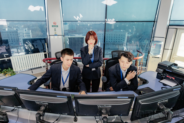 20200102扬帆起航 2020我们再出发——新疆空管局终端管制中心砥砺奋进新征程 (2).jpg