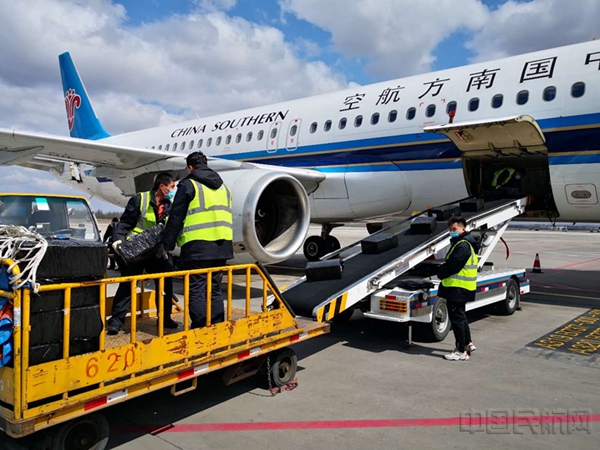 水印1.jpg 水印1.jpg