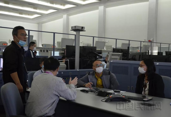 nEO_IMG_空管中心总值班与技保协商