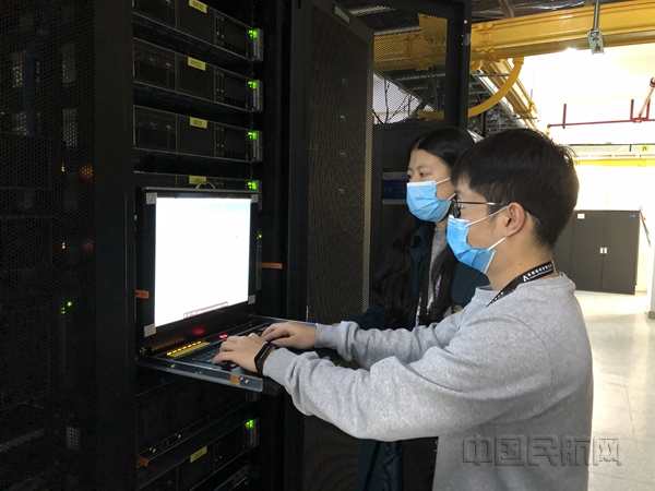 技术保障部通信保障室顺利完成莱斯自动化系统ADS-B信号接入试运行工作1_副本.jpg