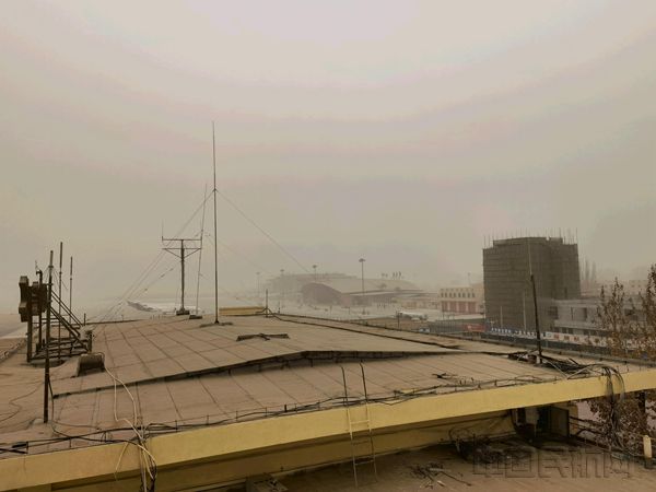 202010304新疆空管局阿克苏空管站积极应对风沙浮尘天气_副本.jpg 202010304新疆空管局阿克苏空管站积极应对风沙浮尘天气_副本.jpg