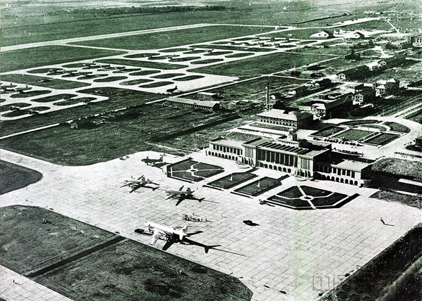 北京首都机场-50年代_副本.jpg