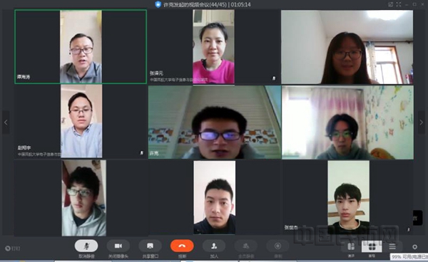 1 电子信息与自动化学院组织开展讨论活动_副本.jpg