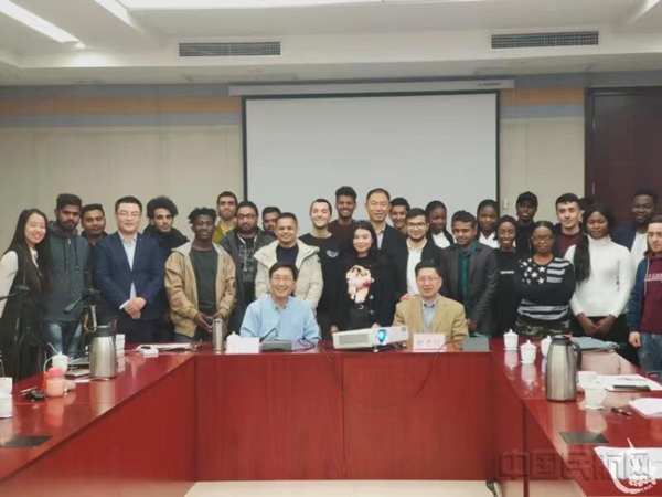 水印 打造“留学中航大”品牌 做中国民航教育国际推广的先行者249405.jpg