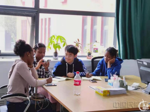 水印 打造“留学中航大”品牌 做中国民航教育国际推广的先行者252206.jpg