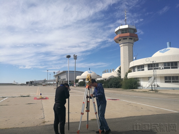 开展净空普测工作_副本.jpg 开展净空普测工作_副本.jpg