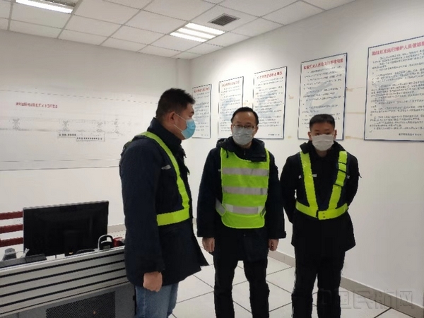 王琛.jpg 王琛.jpg