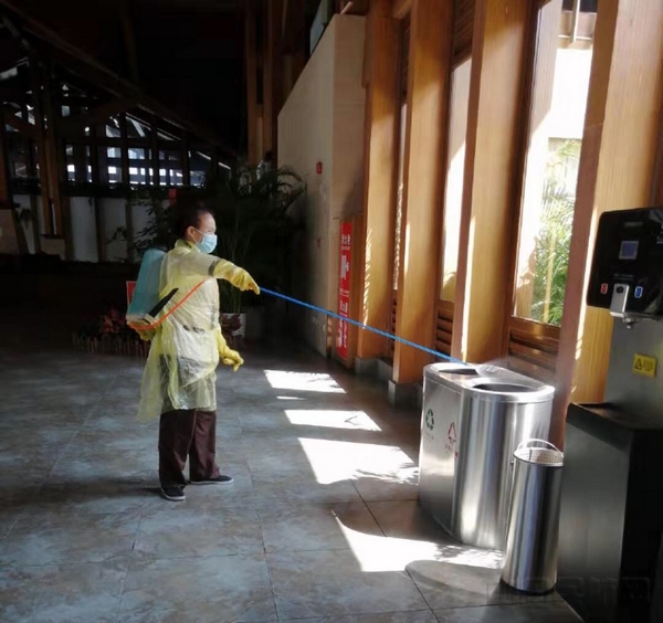 物业消毒作业.jpg