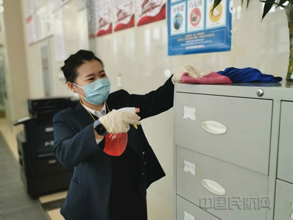 bgs7_副本.jpg bgs7_副本.jpg