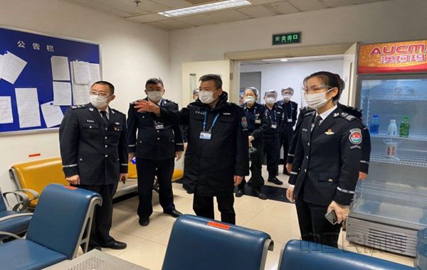 安保1_副本.jpg