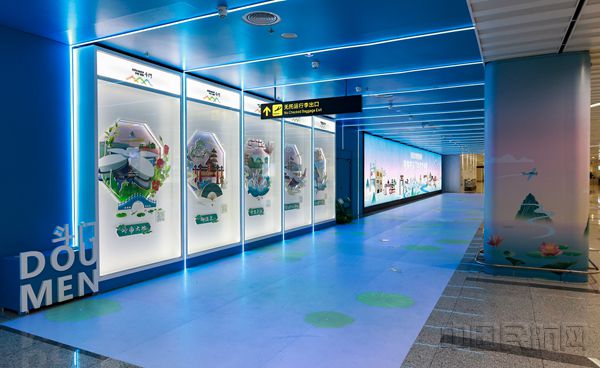 珠海机场“光影流年”斗门形象主题长廊_副本.jpg 珠海机场“光影流年”斗门形象主题长廊_副本.jpg
