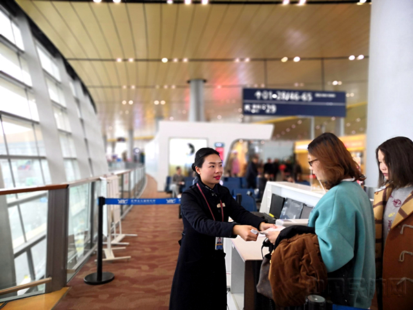 搭建家路的“传帮带” (2)_副本.jpg 搭建家路的“传帮带” (2)_副本.jpg