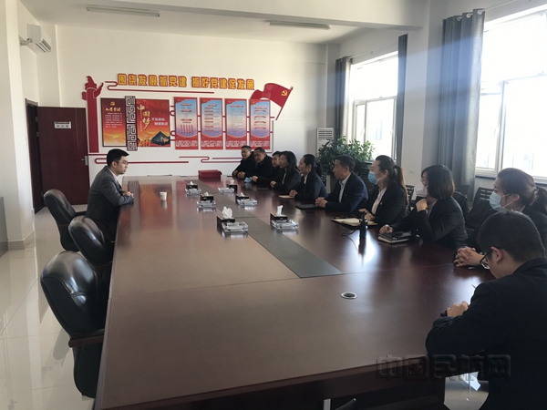 附图5:银川航站站长韩龙与机场召开工作会议_副本.jpg
