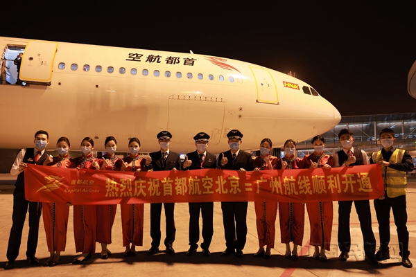 活动现场图1_副本.jpg 活动现场图1_副本.jpg