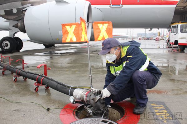 抗击疫情·中国航油西南公司在行动3.jpg 抗击疫情·中国航油西南公司在行动3.jpg