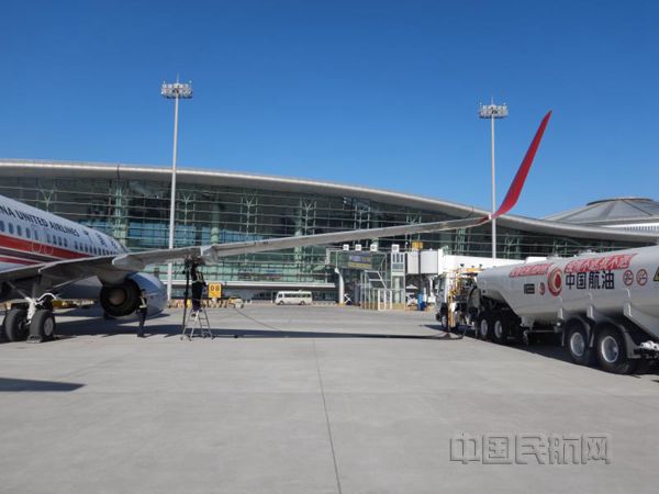 众志成城战疫情 万众一心迎复工3_副本.jpg