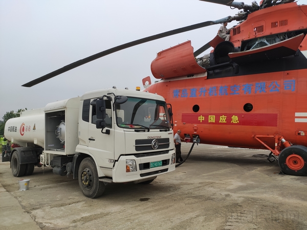 中国航油湖北应急保障小组再出征　全力以赴助力阳新抗洪抢险救援（张晓春、王梓涵） (1).jpg