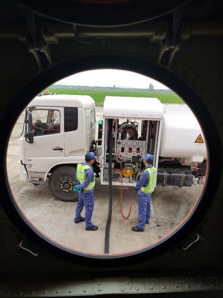 中国航油湖北应急保障小组再出征　全力以赴助力阳新抗洪抢险救援（张晓春、王梓涵） (4).jpg