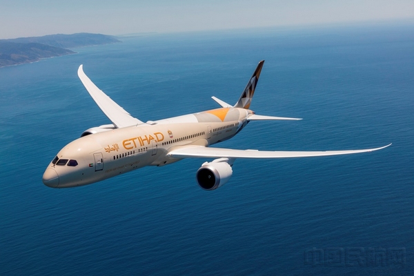 配图1：阿提哈德航空波音787-9梦幻客机执飞阿布扎比—北京及阿布扎比—上海航线.jpg