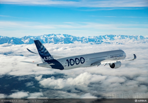 A350-1000_First_Flight_in_flight-015.jpg