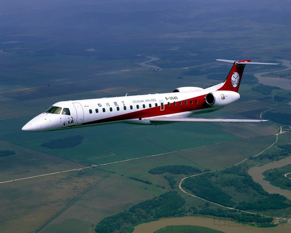 2000年，四川航空ERJ145是巴航工业在整个亚太地区首个成功销售的订单.jpg