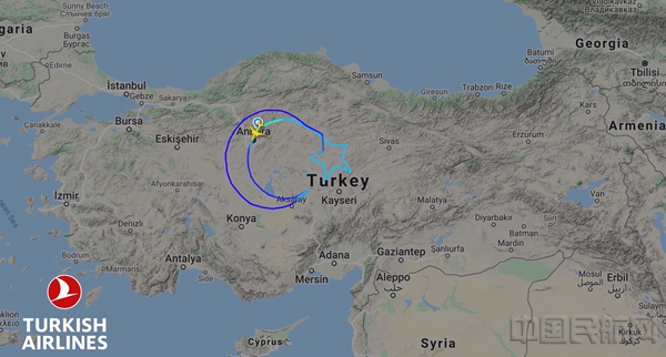 土耳其航空空中绘出世界最大土耳其国旗标志