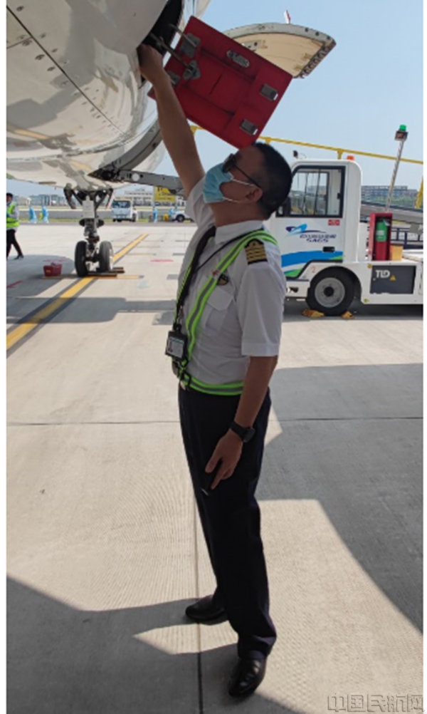 崇永生33.jpg 崇永生33.jpg